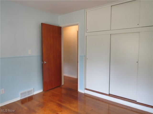25316 Conover Drive, Bay Village, OH 44140