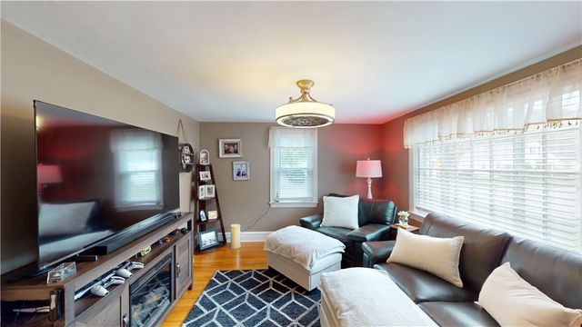 24 Annette Avenue, Pawtucket, RI 02861