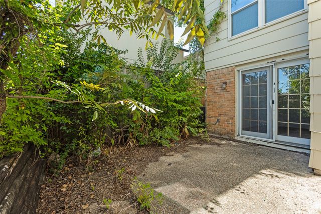 2820 Southern Cross Drive, Garland, TX 75044