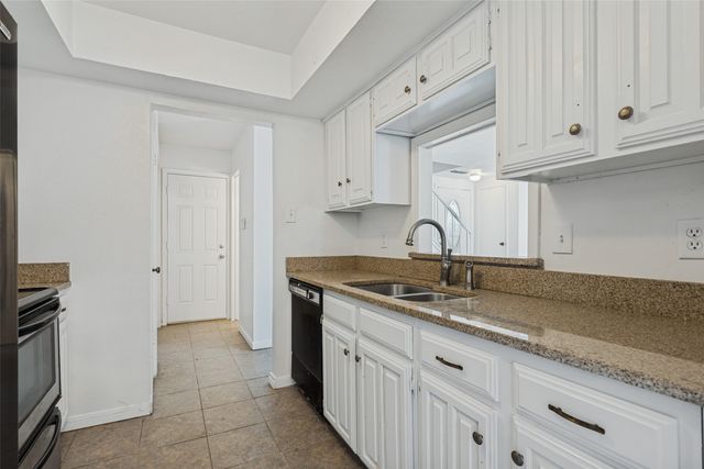 2820 Southern Cross Drive, Garland, TX 75044