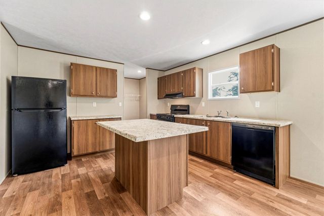 226 Broken Branch, Livingston, TX 77351