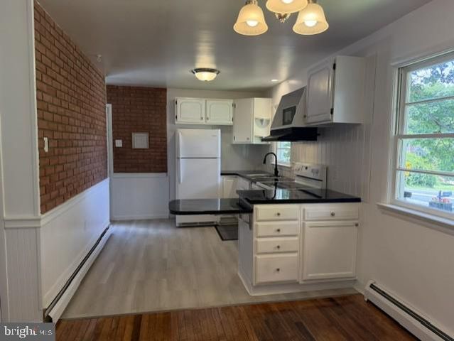 864 CHESTNUT ST, Douglassville, PA 19518