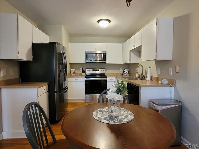 4233 Anguilla Drive, Clay, NY 13090