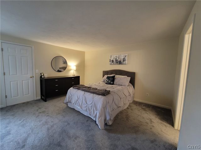 4233 Anguilla Drive, Clay, NY 13090
