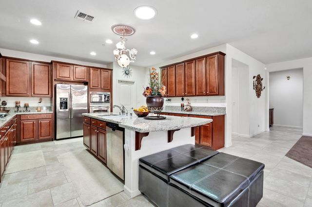 4823 Azalea Park Way, Rancho Cordova, CA 95742