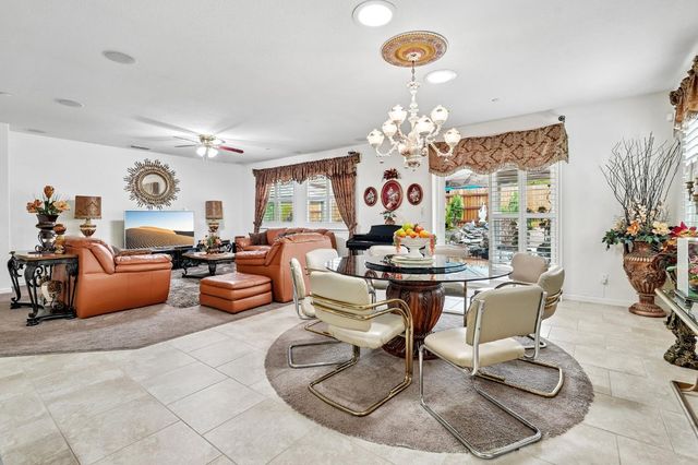 4823 Azalea Park Way, Rancho Cordova, CA 95742