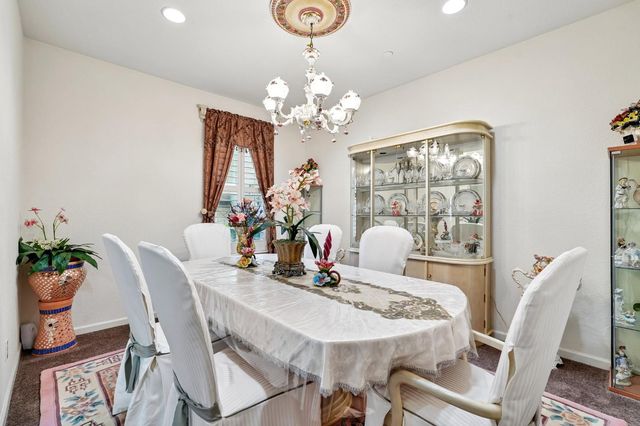 4823 Azalea Park Way, Rancho Cordova, CA 95742