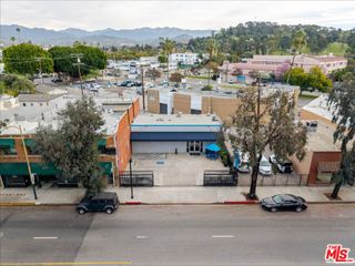 3716 San Fernando Road, Glendale, CA 91204