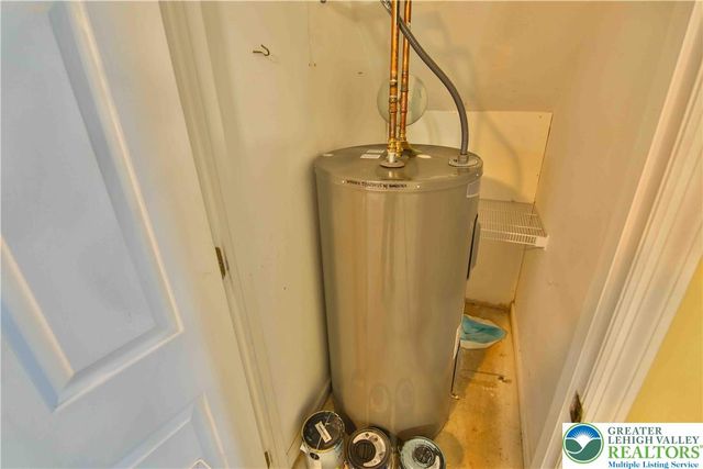 7923 Cross Creek Circle, Upper Macungie Twp, PA 18031