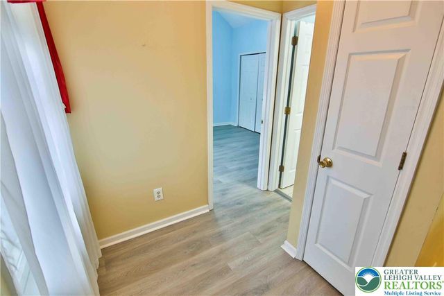 7923 Cross Creek Circle, Upper Macungie Twp, PA 18031