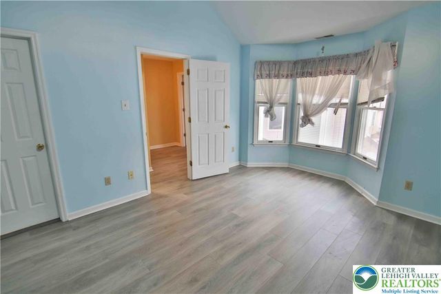 7923 Cross Creek Circle, Upper Macungie Twp, PA 18031