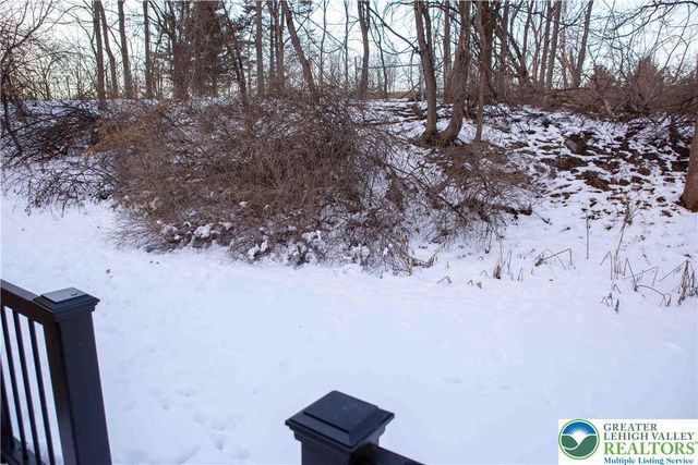 7923 Cross Creek Circle, Upper Macungie Twp, PA 18031