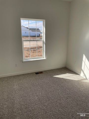 1240 Sunnybrook Ave, Twin Falls, ID 83301