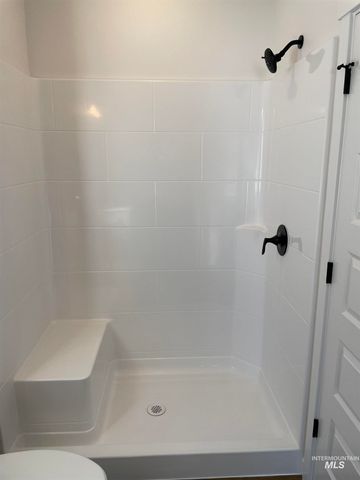 1240 Sunnybrook Ave, Twin Falls, ID 83301