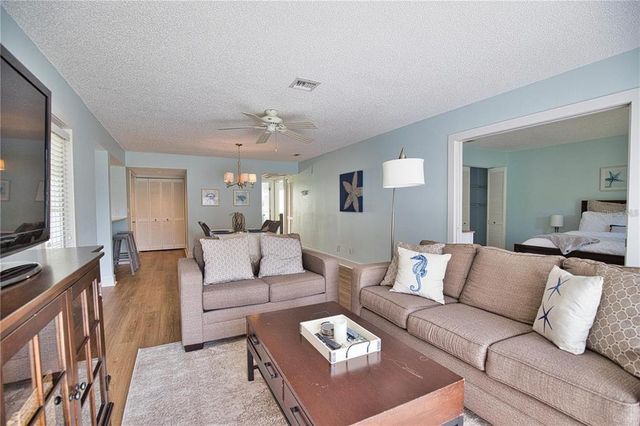 303 WEXFORD TERRACE 183, Venice, FL 34293