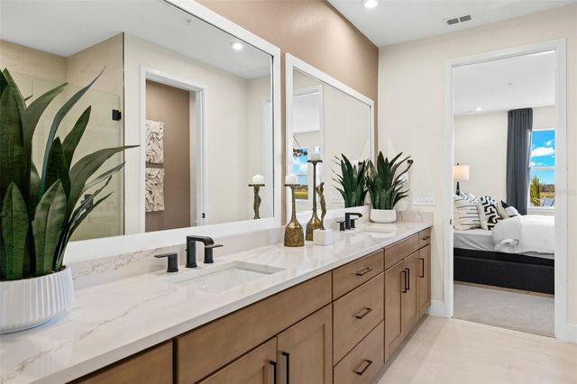 12785 JADE EMPRESS LOOP 202, Venice, FL 34293