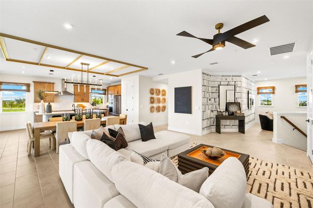 12785 JADE EMPRESS LOOP 202, Venice, FL 34293