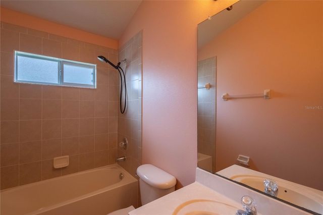 1761 BONITA BLUFF COURT, Ruskin, FL 33570