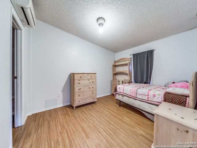 705 Walnut, Boerne, TX 78006