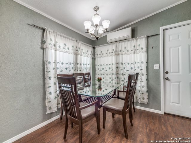 705 Walnut, Boerne, TX 78006