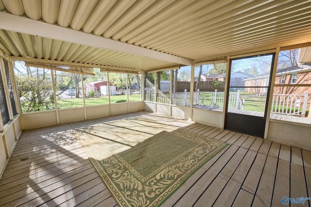 1759 Carson Lane NW, Huntsville, AL 35816