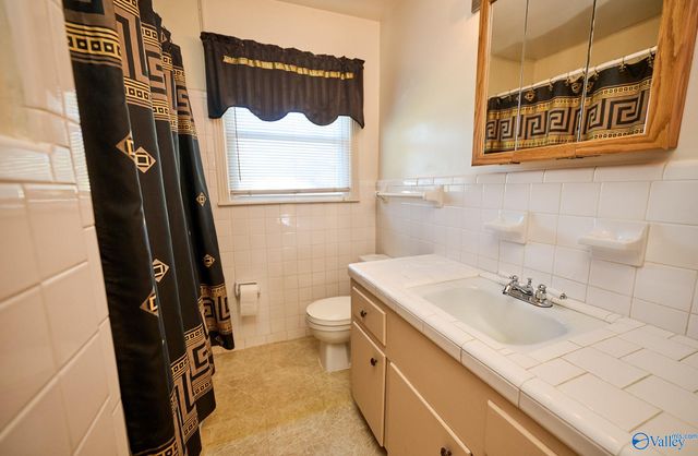 1759 Carson Lane NW, Huntsville, AL 35816