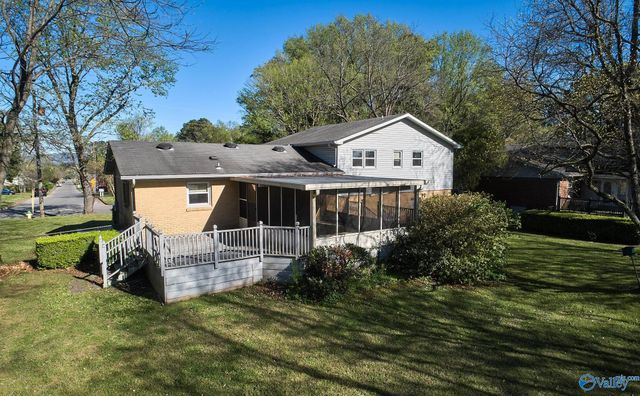 1759 Carson Lane NW, Huntsville, AL 35816