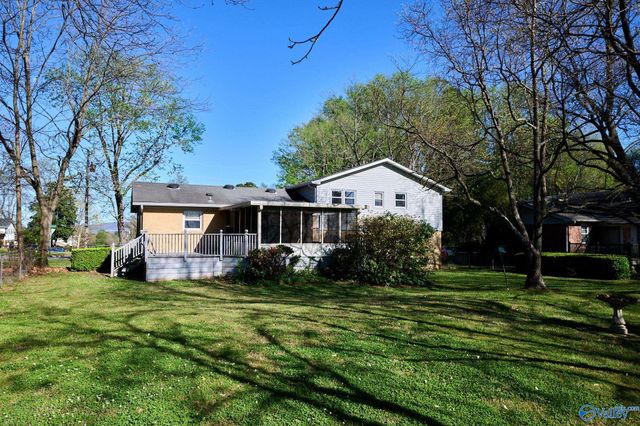 1759 Carson Lane NW, Huntsville, AL 35816