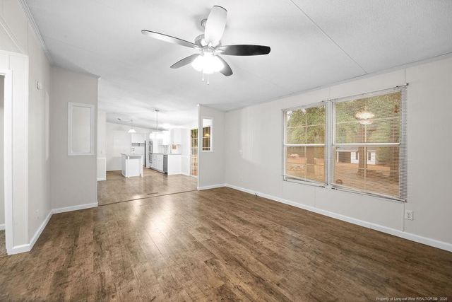 5491 Calhoun Court, Hope Mills, NC 28348