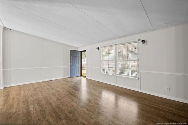 5491 Calhoun Court, Hope Mills, NC 28348