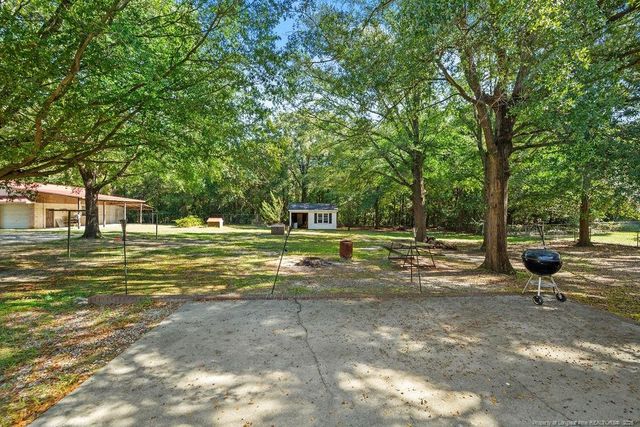 5491 Calhoun Court, Hope Mills, NC 28348