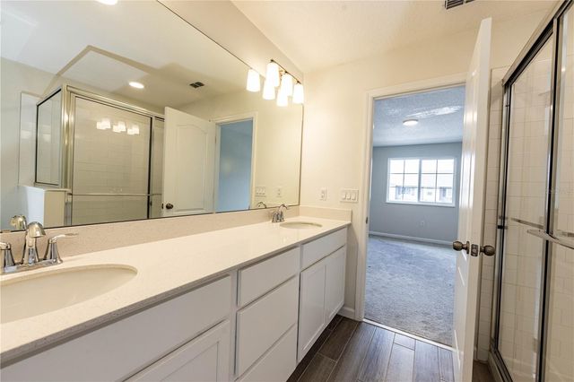 2879 NARCOOSSEE COMMONS WAY, St Cloud, FL 34771