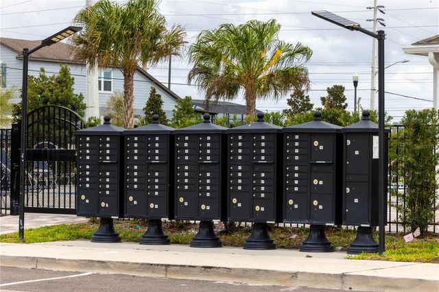 2879 NARCOOSSEE COMMONS WAY, St Cloud, FL 34771