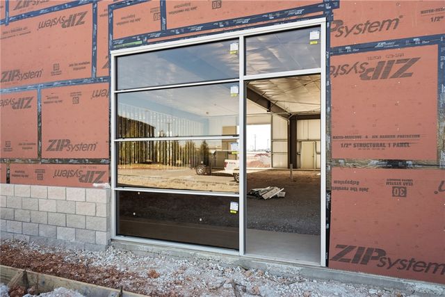 2420 S 8th Street Suite 5-7, Rogers, AR 72758