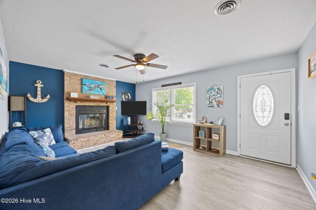 100 Leslie Lane, Havelock, NC 28532