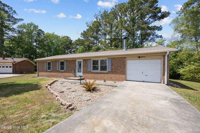 100 Leslie Lane, Havelock, NC 28532