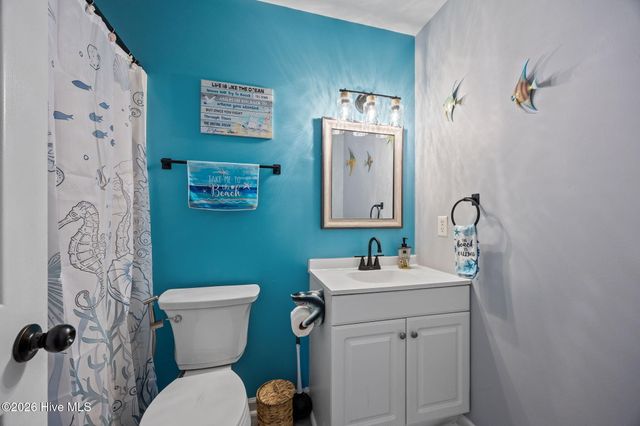 100 Leslie Lane, Havelock, NC 28532