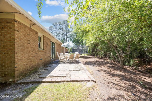 100 Leslie Lane, Havelock, NC 28532