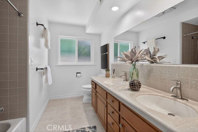 3105 E Blueridge, Orange, CA 92867