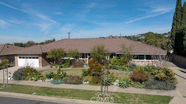 3105 E Blueridge, Orange, CA 92867
