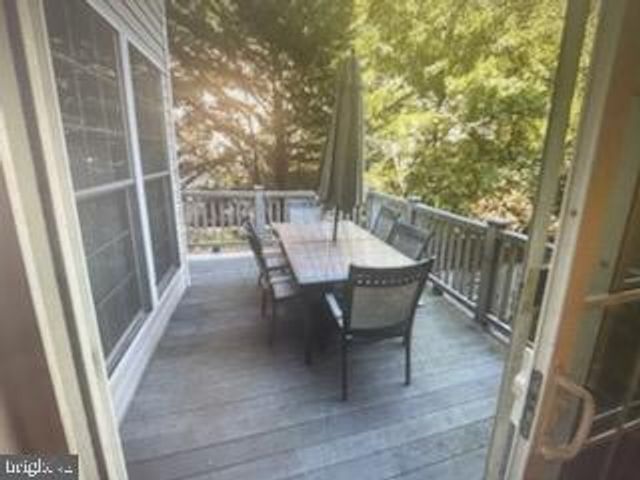 9249 LAUREL RIDGE CROSSING RD, Lorton, VA 22079