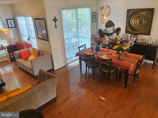 9249 LAUREL RIDGE CROSSING RD, Lorton, VA 22079