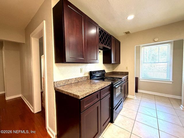 2414 PROSPECT Street, Jacksonville, FL 32208