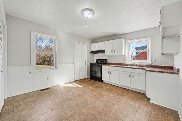 545 Asbury Lane, Lexington, KY 40511