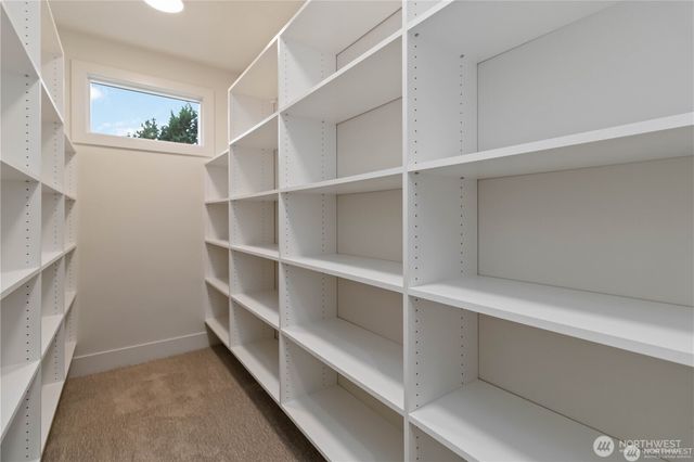 2627 78th Avenue NE, Medina, WA 98039