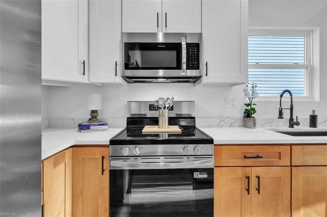 122 E Kelly AVE, Hampton, VA 23663