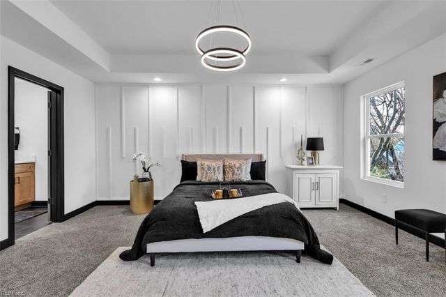 122 E Kelly AVE, Hampton, VA 23663