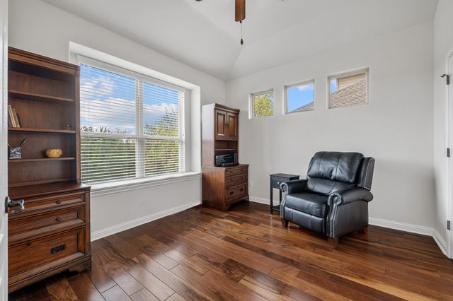 205 Bellagio DR, Lakeway, TX 78734