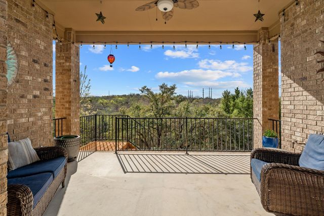 205 Bellagio DR, Lakeway, TX 78734