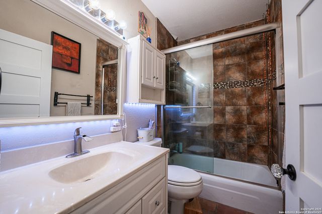 222 W Craig Pl Apt D, San Antonio, TX 78212